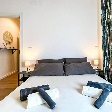 Luxury Stazione Centrale Elegante Loft Apartment ตรีเอสเต ภายนอก รูปภาพ